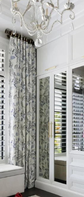 Mirror cabinet door glass