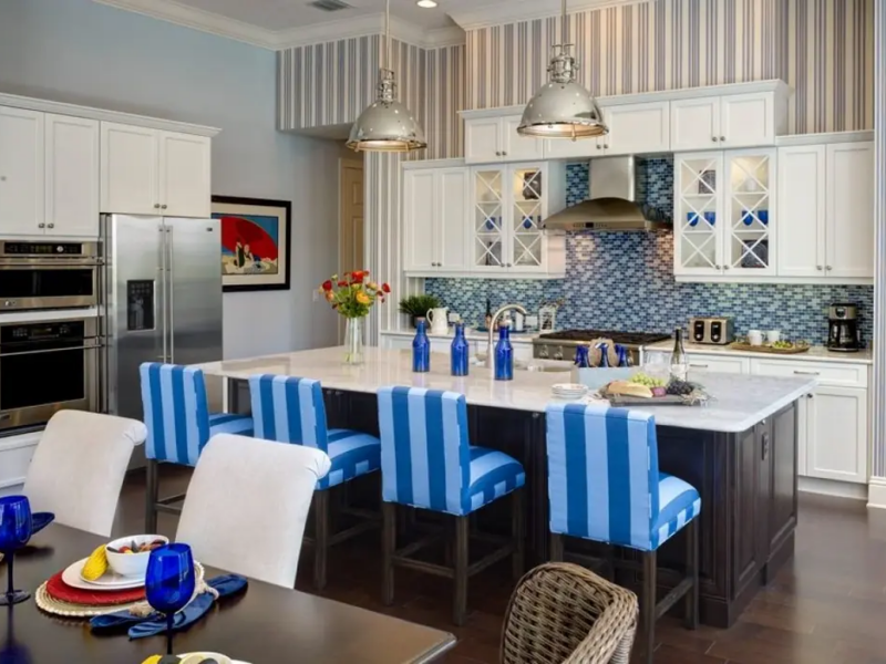 Transitional Kitchen with Custom Cabinets